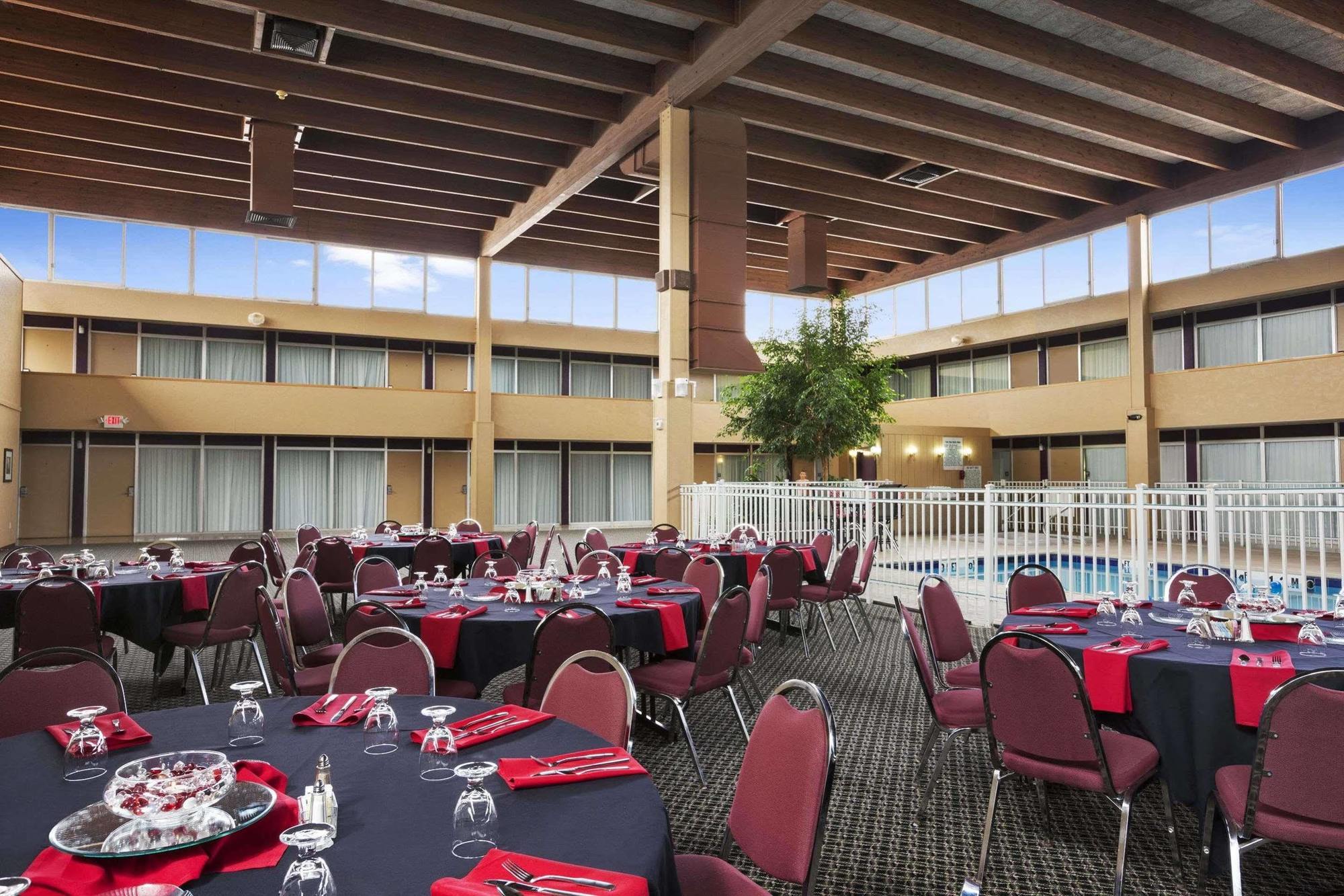 Econo Lodge Casper Exterior photo